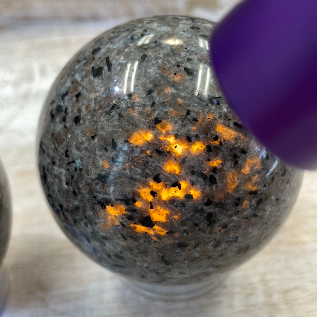 Yooperlite Sphere