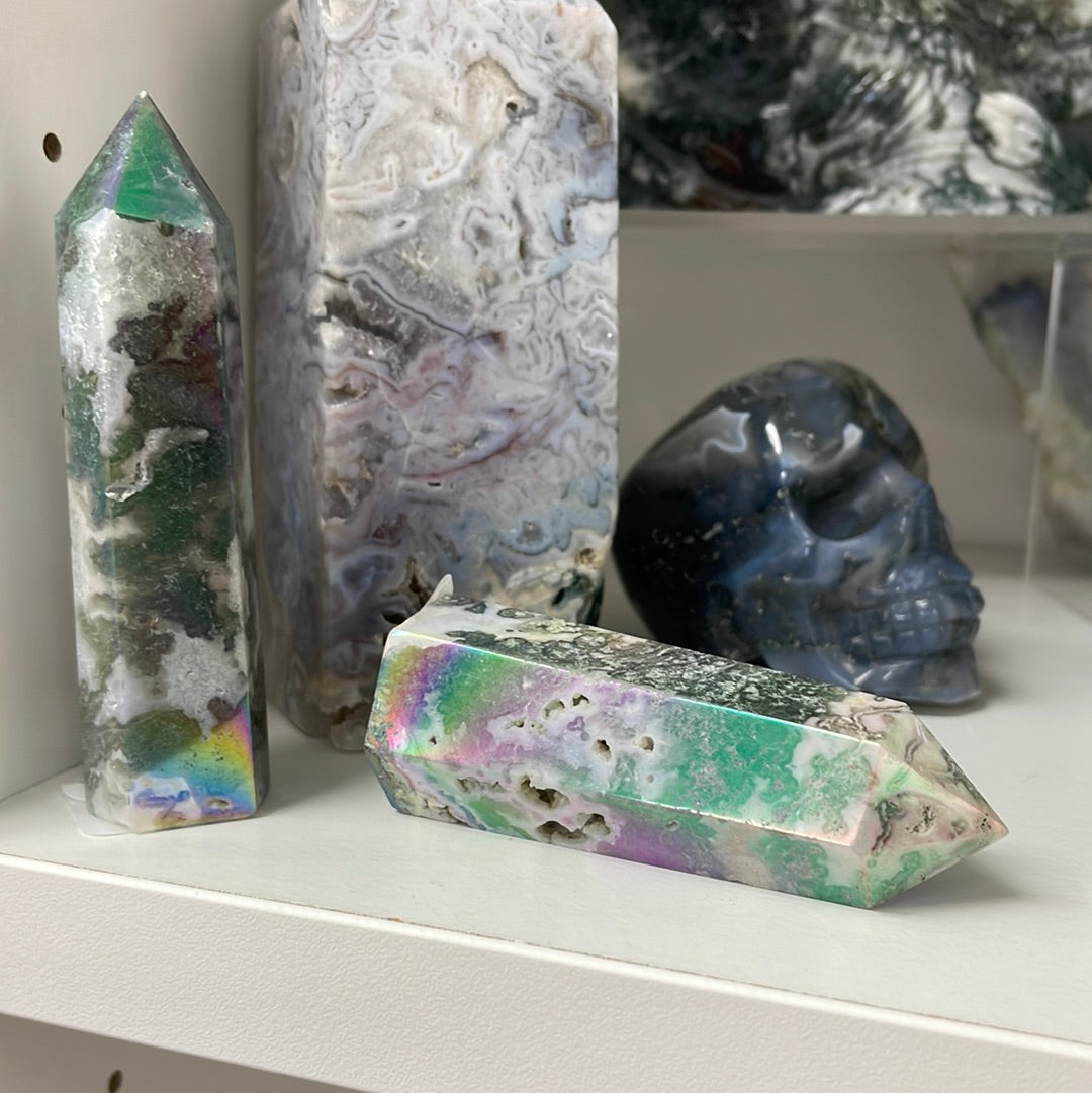 Aura Moss Agate Tower