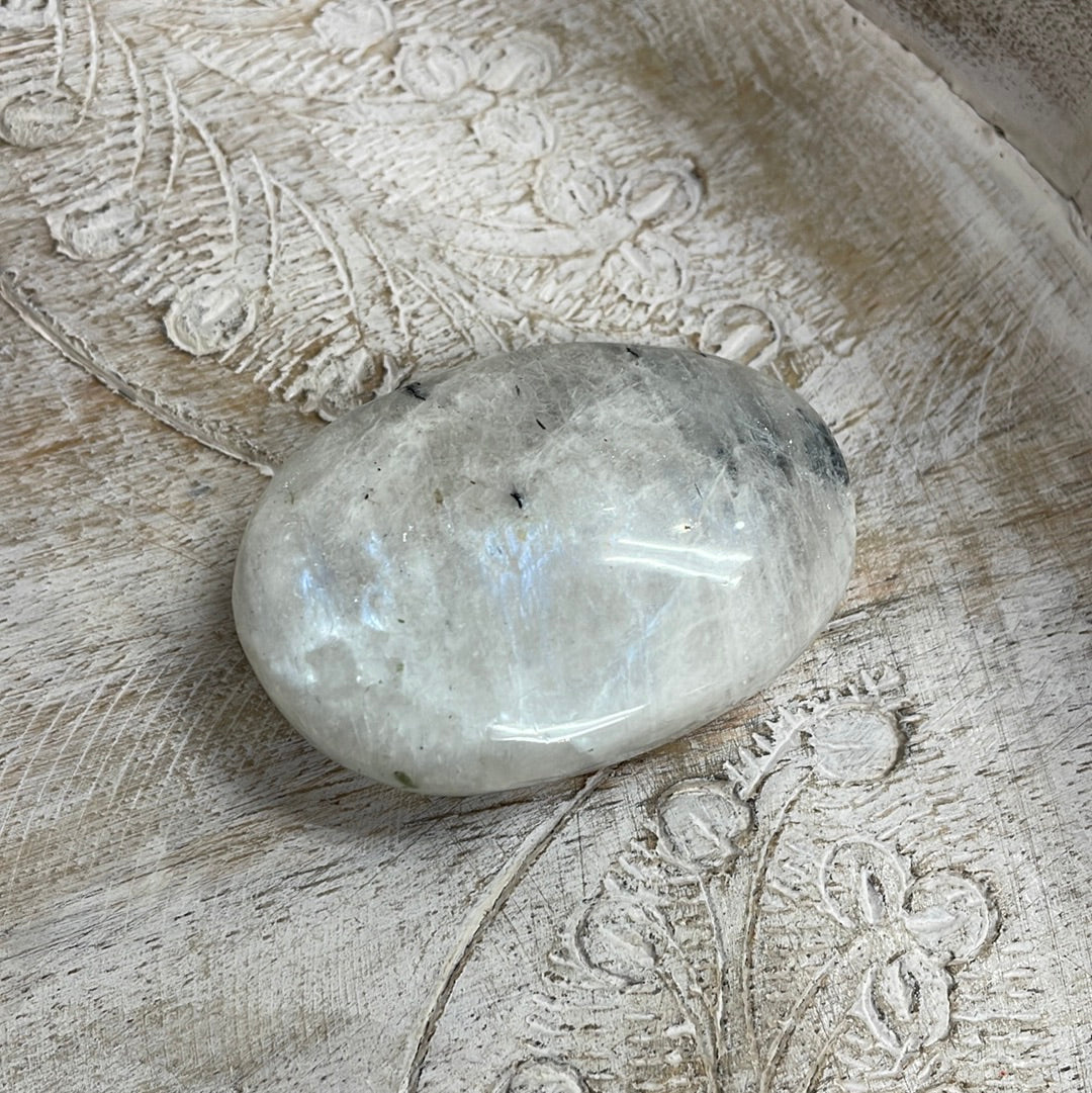 Moonstone Palm Stone