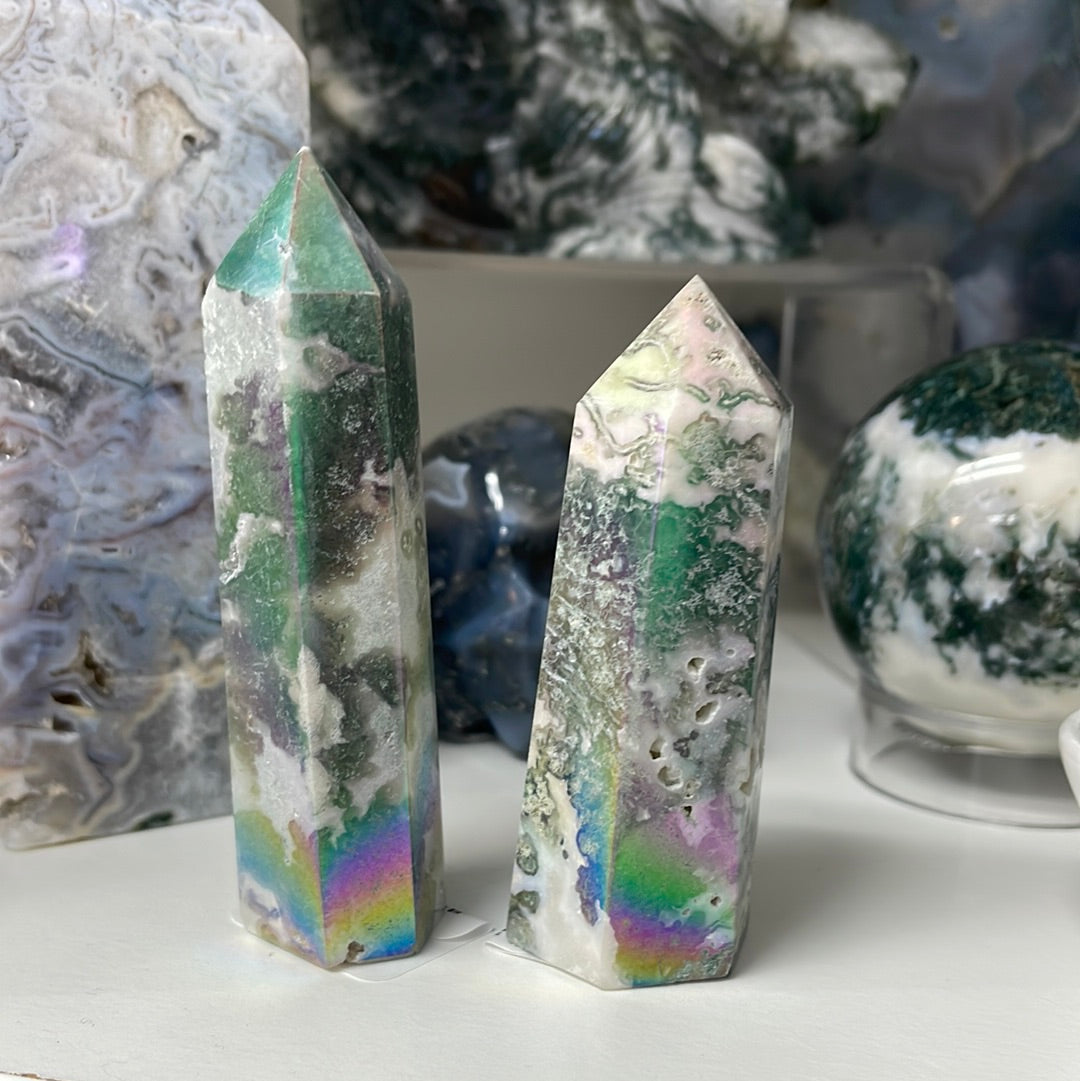 Aura Moss Agate Tower