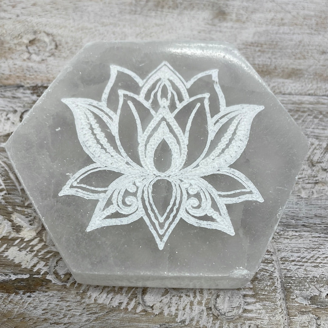 Selenite Charger Octogon 4"