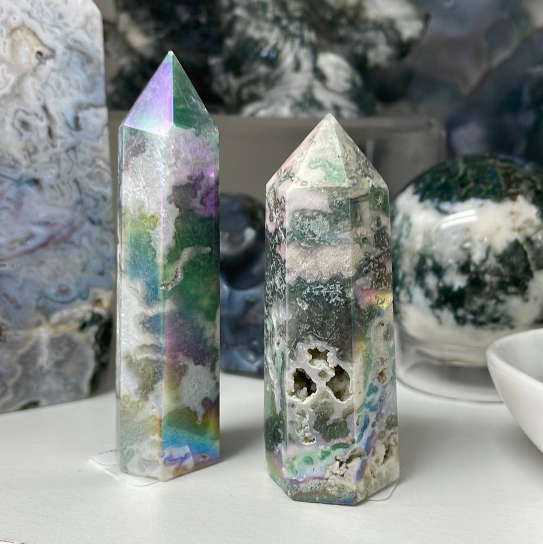 Aura Moss Agate Tower