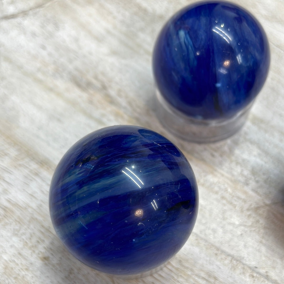 Smelt Glass Sphere