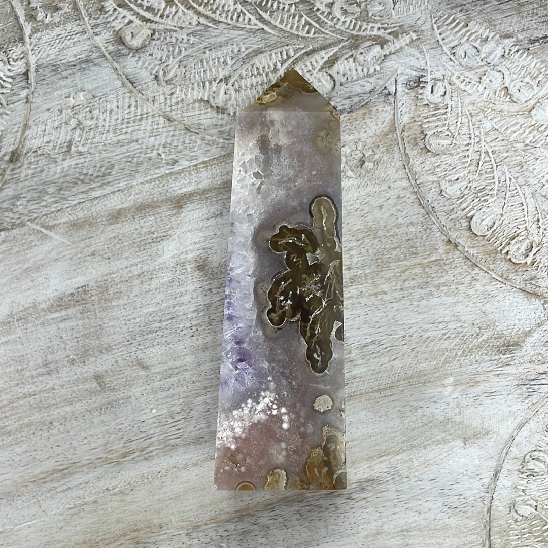 Amethyst Flower Tower