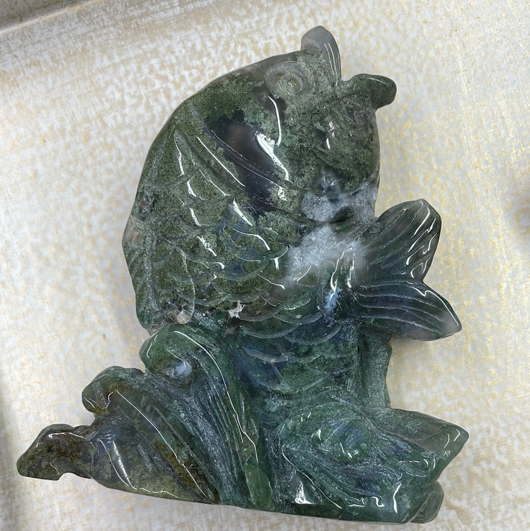 Moss Agate pyramid