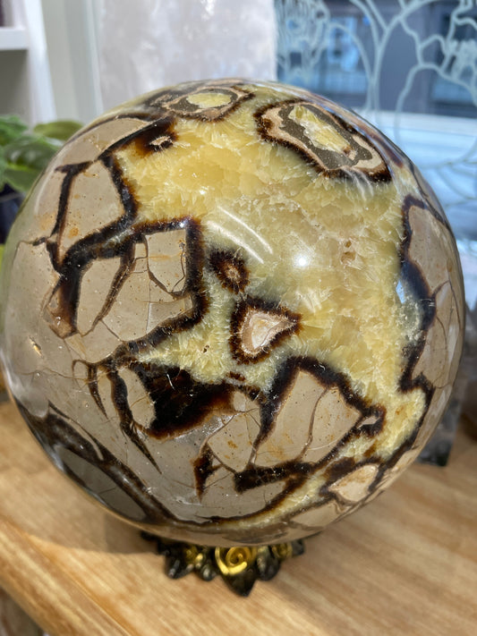 Septarian Sphere