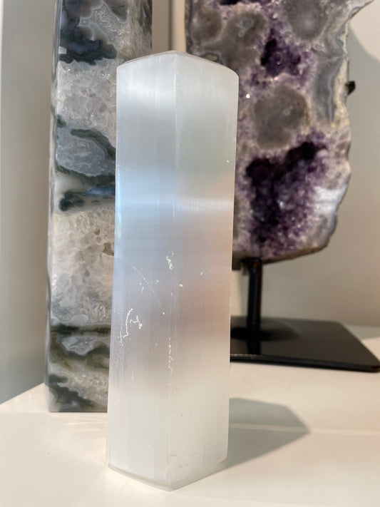 Selenite Tower