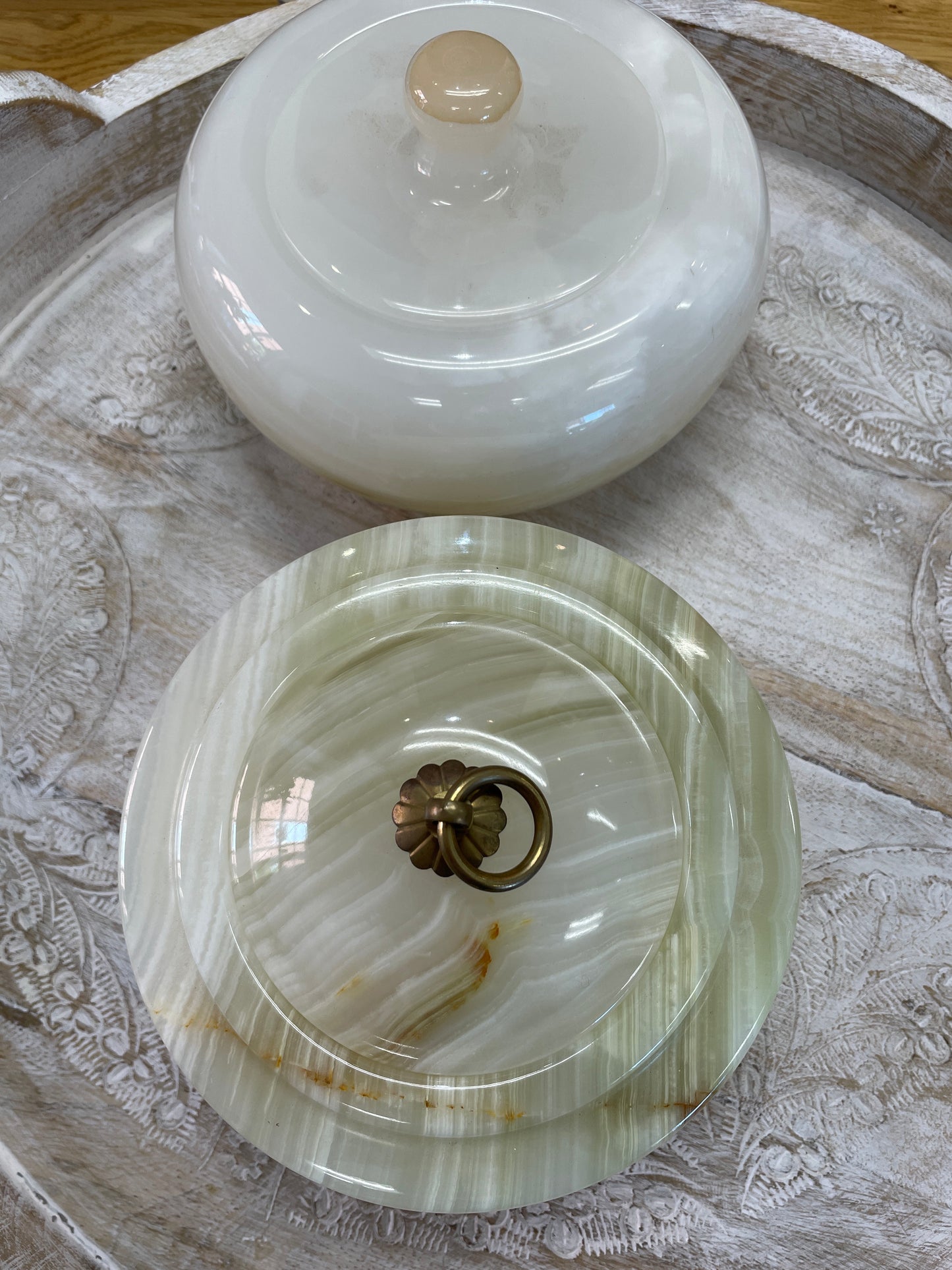 Onyx Bowl with Lid