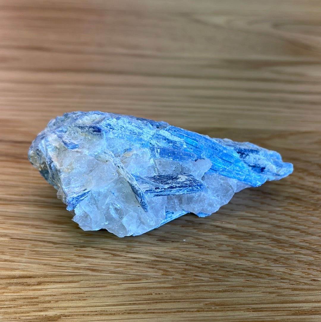Kyanite Raw